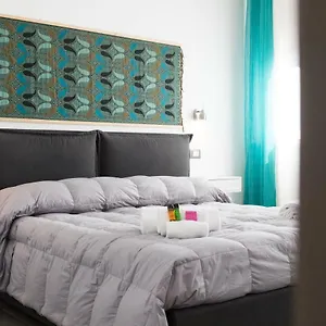 My Way - - Palazzo San Matteo Guest house